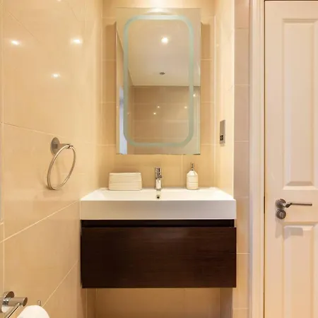 Niru Experience Huge Private Terrace Apartment London Exterior photo